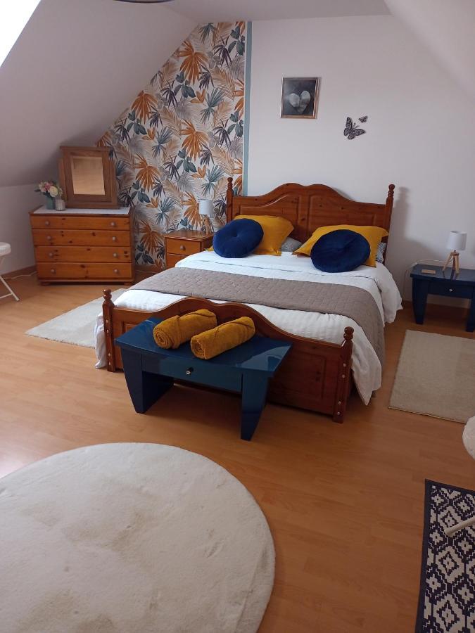 Apartamento Four Chimneys Treffrin Exterior foto
